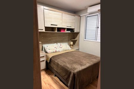 Quarto de apartamento à venda com 2 quartos, 40m² em Vila Nova, Porto Alegre