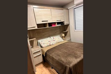 Quarto de apartamento à venda com 2 quartos, 40m² em Vila Nova, Porto Alegre