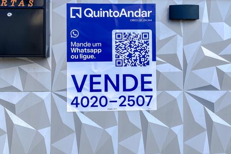 Apartamento à venda com 55m², 2 quartos e sem vaga Apartamento à venda com 55m², 2 quartos e sem vagaPlaquinha