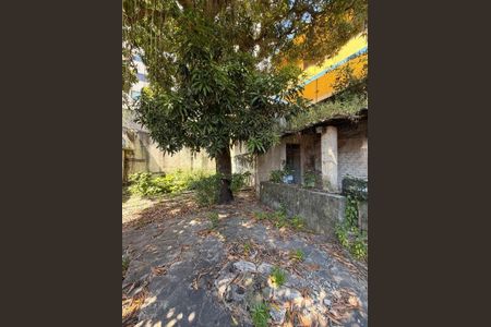 Casa à venda com 300m², 3 quartos e 2 vagas