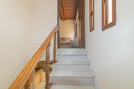 Escada de casa para alugar com 3 quartos, 180m² em Harmonia, Canoas