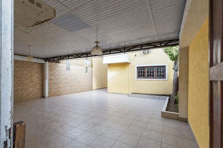 Área externa/Fundos de casa para alugar com 3 quartos, 180m² em Harmonia, Canoas