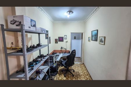 Casa para alugar com 253m², 4 quartos e 6 vagas Casa para alugar com 253m², 4 quartos e 6 vagasSala