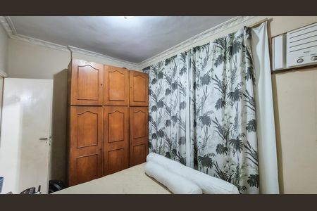 Quarto 1 de casa para alugar com 4 quartos, 253m² em Brás de Pina, Rio de Janeiro