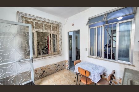 Casa para alugar com 253m², 4 quartos e 6 vagas Casa para alugar com 253m², 4 quartos e 6 vagasCozinha 2