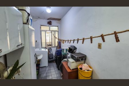 Área de Serviço de casa para alugar com 4 quartos, 253m² em Brás de Pina, Rio de Janeiro