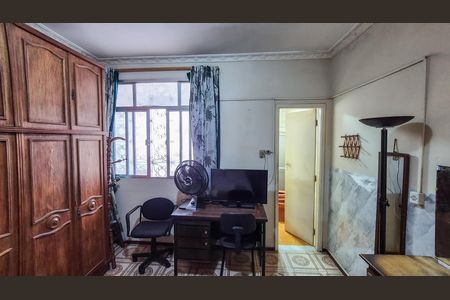 Casa para alugar com 253m², 4 quartos e 6 vagas Casa para alugar com 253m², 4 quartos e 6 vagasQuarto 3