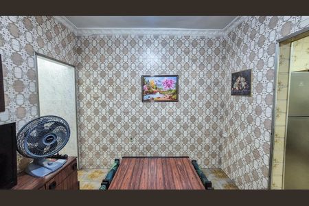 Casa para alugar com 253m², 4 quartos e 6 vagas Casa para alugar com 253m², 4 quartos e 6 vagasCopa 1