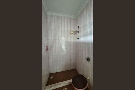 Casa para alugar com 253m², 4 quartos e 6 vagas Casa para alugar com 253m², 4 quartos e 6 vagasBanheiro 3 Terraço