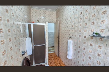 Casa para alugar com 253m², 4 quartos e 6 vagas Casa para alugar com 253m², 4 quartos e 6 vagasBanheiro Social