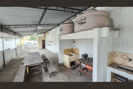 Terraço  de casa para alugar com 4 quartos, 253m² em Brás de Pina, Rio de Janeiro