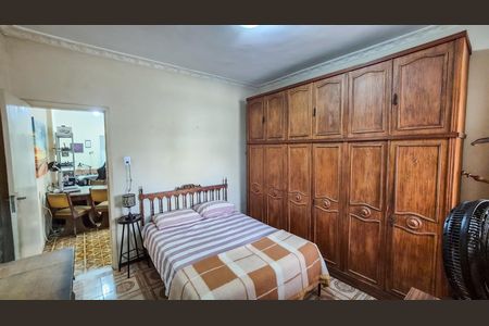 Casa para alugar com 253m², 4 quartos e 6 vagas Casa para alugar com 253m², 4 quartos e 6 vagasQuarto 3