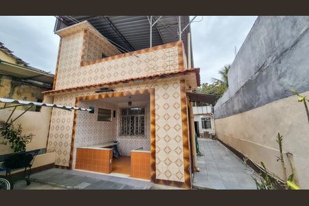 Casa para alugar com 253m², 4 quartos e 6 vagas Casa para alugar com 253m², 4 quartos e 6 vagasÁrea externa