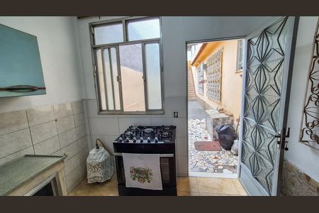 Casa para alugar com 253m², 4 quartos e 6 vagas Casa para alugar com 253m², 4 quartos e 6 vagasCozinha 2