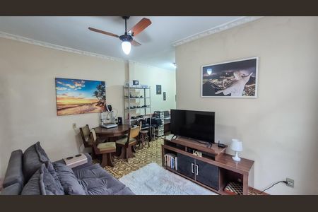 Sala de casa para alugar com 4 quartos, 253m² em Brás de Pina, Rio de Janeiro