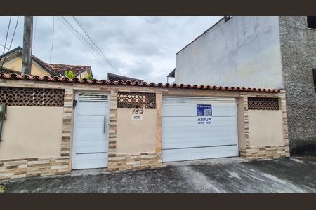Casa para alugar com 253m², 4 quartos e 6 vagas Casa para alugar com 253m², 4 quartos e 6 vagasFrente Casa