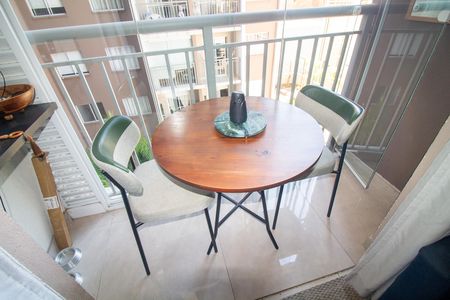 Apartamento para alugar com 29m², 1 quarto e 1 vaga Apartamento para alugar com 29m², 1 quarto e 1 vagaVaranda
