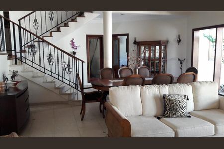 Casa à venda com 3 quartos, 407m² em Jardim Liberdade, Jundiaí