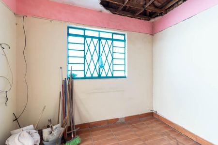 Sala de casa à venda com 2 quartos, 70m² em Vila Vitorio Mazzei, São Paulo