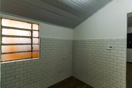Cozinha de casa para alugar com 1 quarto, 22m² em Água Rasa, São Paulo
