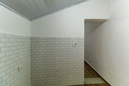 Cozinha de casa para alugar com 1 quarto, 22m² em Água Rasa, São Paulo