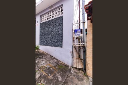 Fachada de casa para alugar com 1 quarto, 22m² em Água Rasa, São Paulo