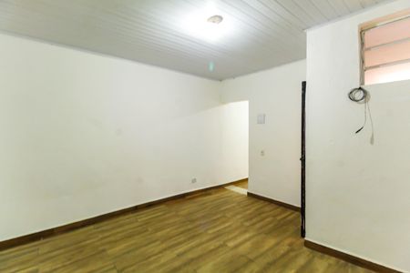 Sala/Quarto de casa para alugar com 1 quarto, 22m² em Água Rasa, São Paulo