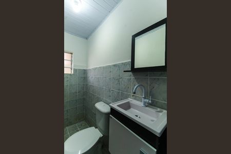 Banheiro de casa para alugar com 1 quarto, 22m² em Água Rasa, São Paulo