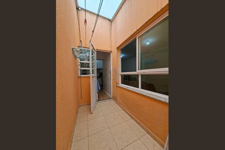 Apartamento à venda com 71m², 2 quartos e 1 vaga