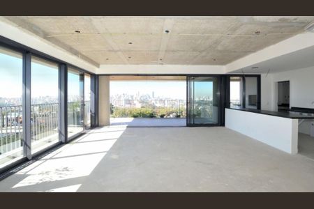 Apartamento à venda com 205m², 3 quartos e 3 vagas