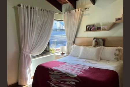 Casa à venda com 3 quartos, 260m² em Jardim Textil, São Paulo