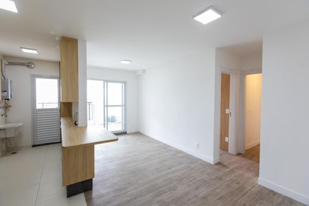 Apartamento para alugar com 66m², 2 quartos e 1 vaga Apartamento para alugar com 66m², 2 quartos e 1 vagaSala