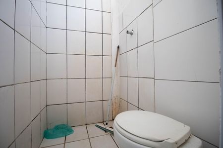 Banheiro Social de apartamento para alugar com 1 quarto, 32m² em Q 2, Brasília