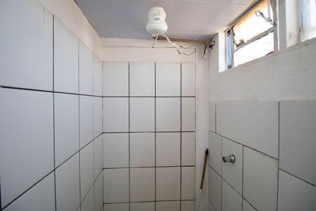 Banheiro Social de apartamento para alugar com 1 quarto, 32m² em Q 2, Brasília