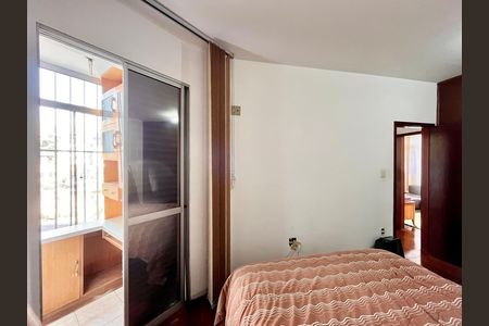 Apartamento à venda com 2 quartos, 80m² em Floresta, Belo Horizonte