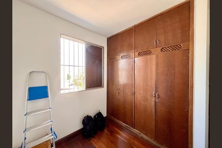Apartamento à venda com 2 quartos, 80m² em Floresta, Belo Horizonte