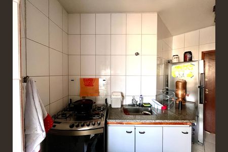 Apartamento à venda com 2 quartos, 80m² em Floresta, Belo Horizonte