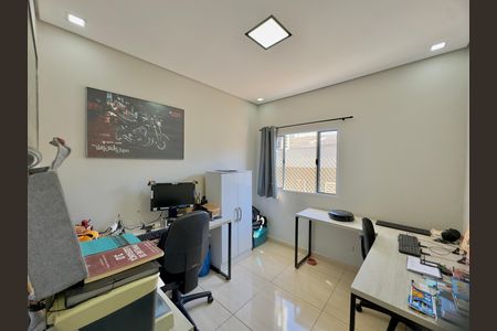 Casa à venda com 249m², 5 quartos e 2 vagas