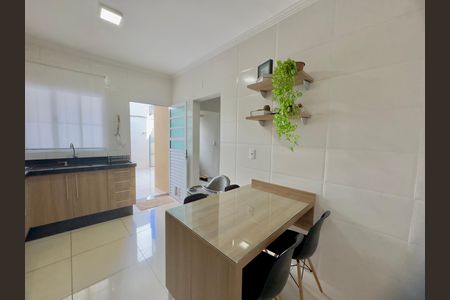 Casa à venda com 249m², 5 quartos e 2 vagas
