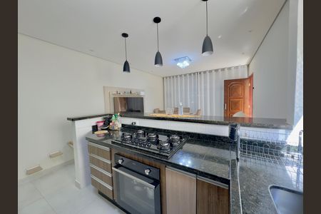 Casa à venda com 249m², 5 quartos e 2 vagas