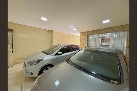 Casa à venda com 249m², 5 quartos e 2 vagas