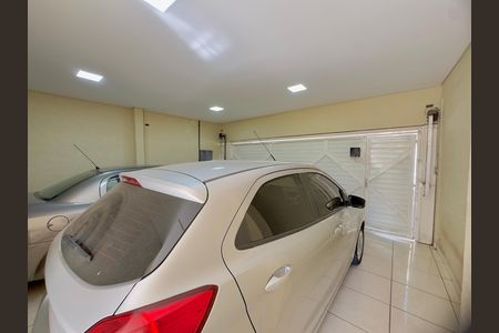 Casa à venda com 249m², 5 quartos e 2 vagas