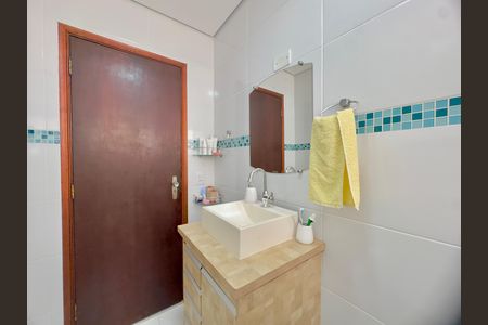 Casa à venda com 249m², 5 quartos e 2 vagas