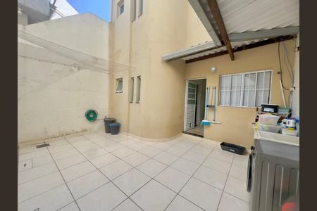 Casa à venda com 249m², 5 quartos e 2 vagas