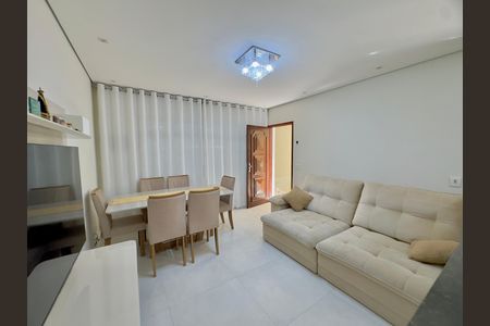 Casa à venda com 249m², 5 quartos e 2 vagas