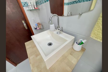 Casa à venda com 249m², 5 quartos e 2 vagas