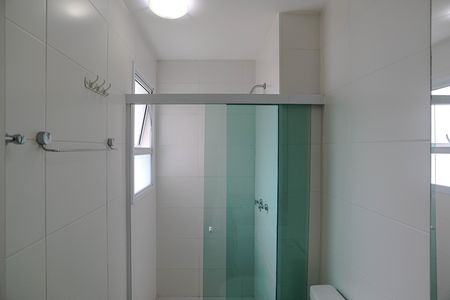 Apartamento para alugar com 70m², 2 quartos e 2 vagas Apartamento para alugar com 70m², 2 quartos e 2 vagasBanheiro
