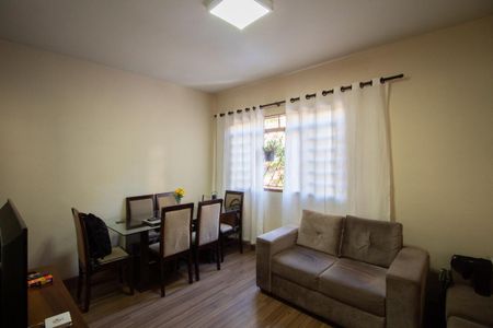 Apartamento à venda com 2 quartos, 70m² em Serrano, Belo Horizonte