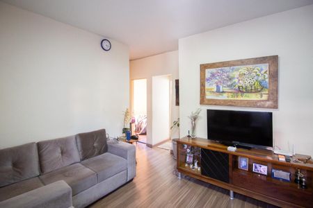 Sala de apartamento à venda com 2 quartos, 70m² em Serrano, Belo Horizonte
