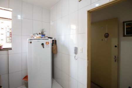 Cozinha e Área de Serviço de apartamento à venda com 2 quartos, 70m² em Serrano, Belo Horizonte